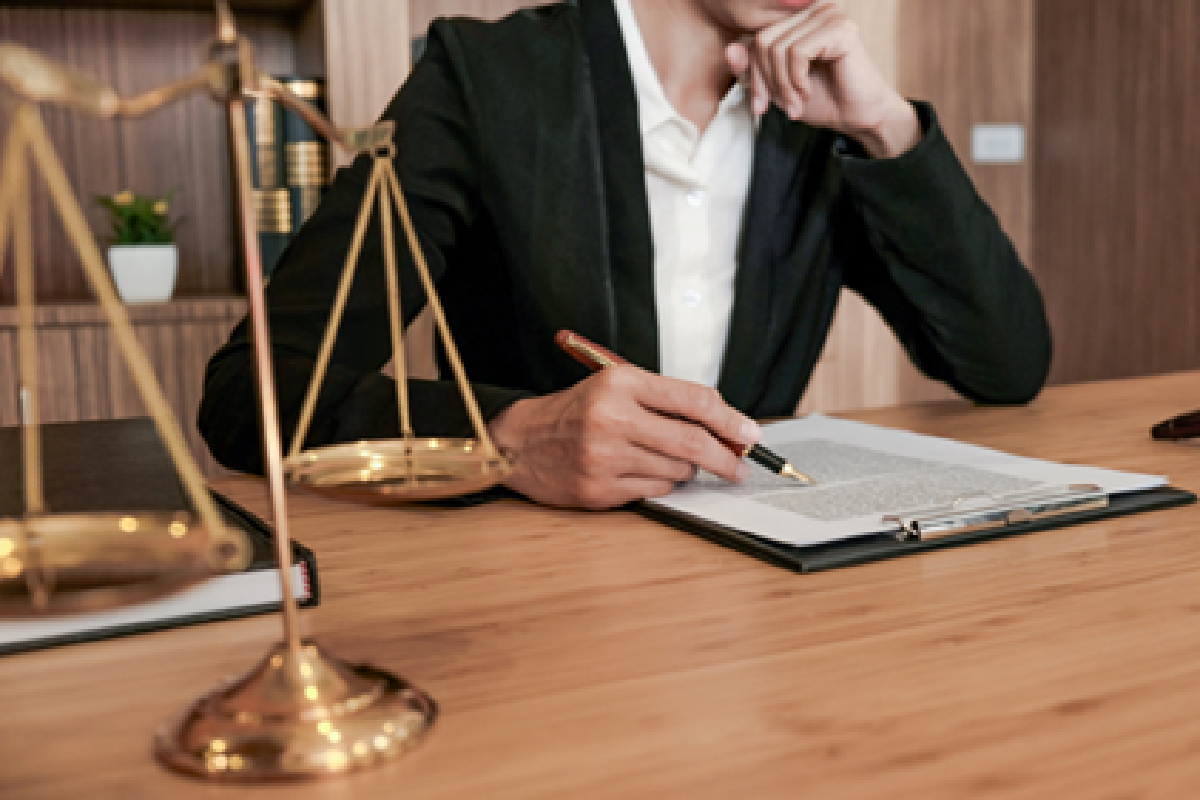 criminal defense attorney